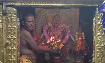 பாளையஞ்சாலை குமாரசாமி கோவில் புத்தாண்டு வழிபாடு பாளையஞ்சாலை குமாரசாமி கோவில் புத்தாண்டு வழிபாடு