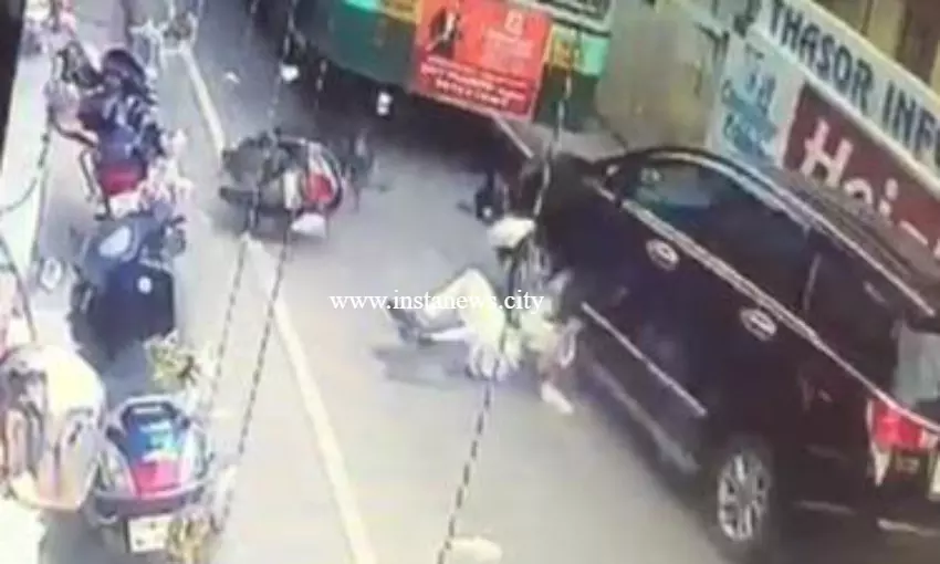 சொகுசு கார் மோதி முதியவர் பலி,பெண் படுகாயம் சொகுசு கார் மோதி முதியவர் பலி,பெண் படுகாயம்