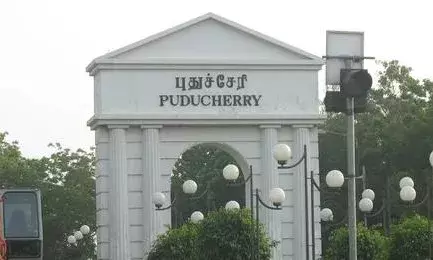 புதுச்சேரியில்13 குழந்தைகள் கொரோனா அறிகுறியுடன்அனுமதிக்கப்பட்டு்ள்ளனர்