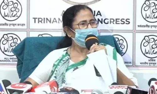 மேற்குவங்கம் பபனிபூர் தொகுதியில் மம்தா போட்டியிட வாய்ப்புள்ளது.