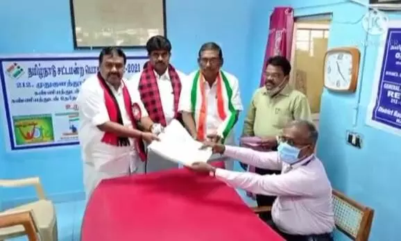 முன்னாள் அமைச்சர் வேட்பு மனு தாக்கல் முன்னாள் அமைச்சர் வேட்பு மனு தாக்கல்