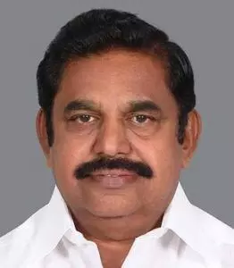 காரில் 229 கி.மீ தூரம் முதல்வர் பிரச்சாரம் காரில் 229 கி.மீ தூரம் முதல்வர் பிரச்சாரம்