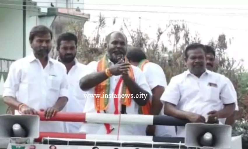 பொதுமக்களை பிரிக்கும் எதிர்கட்சிகள் -ஆர்பி.உதயகுமார்