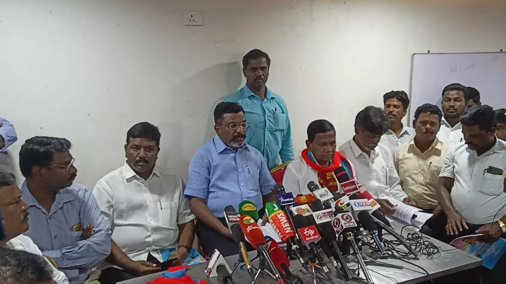 சனாதன சக்திகளை விரட்டி அடிப்போம்: தொல். திருமா சனாதன சக்திகளை விரட்டி அடிப்போம்: தொல். திருமா