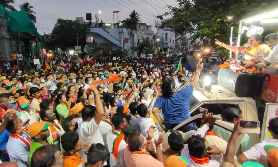 உங்கள் சகோதரியாக பணிசெய்வேன்: வானதிசீனிவாசன் உங்கள் சகோதரியாக பணிசெய்வேன்: வானதிசீனிவாசன்