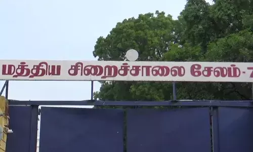 செக் மோசடி சார்பதிவாளருக்கு சிறைத்தண்டனை