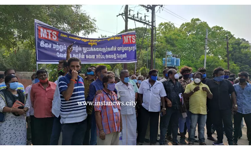 கொரோனா பேரிடருக்கு நிவாரணம் வேண்டி அமைதி பேரணி கொரோனா பேரிடருக்கு நிவாரணம் வேண்டி அமைதி பேரணி