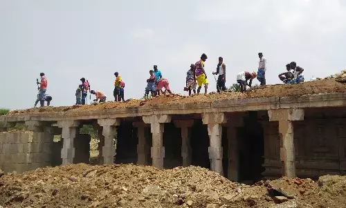 ஊர் மக்கள் முயற்சியால் புத்தொளி பெறும் தொன்மையான ஆலயம்