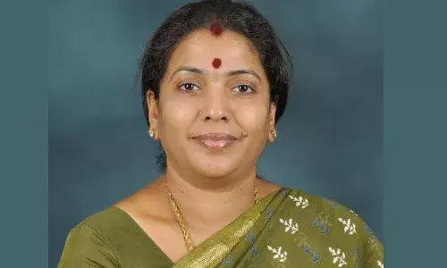 அண்ணாநகர் தொகுதியில் கோகுலஇந்திரா பின்னடைவு