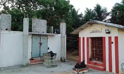 கல்பாக்கம் அருகே 3 கோவில்களில் கொள்ளை கல்பாக்கம் அருகே 3 கோவில்களில் கொள்ளை