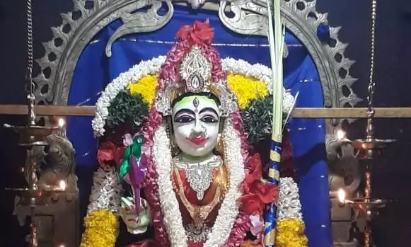 அக்னி ரூபமாக இருக்கும் அம்மனுக்கு வியர்க்கும் அதிசயம்... அக்னி ரூபமாக இருக்கும் அம்மனுக்கு வியர்க்கும் அதிசயம்...