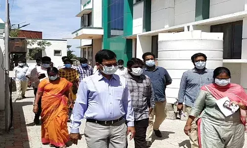 தையூரில் கொரோனா நோயாளிகளுக்காக 1000 படுக்கைகள் தயார் நிலையில் உள்ளது