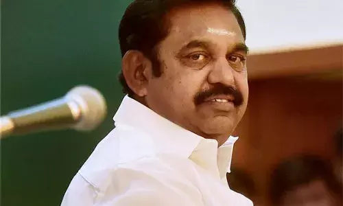 முன்னாள் முதல்வர் இந்நாள் எதிர்க்கட்சி தலைவர் ஆனார்