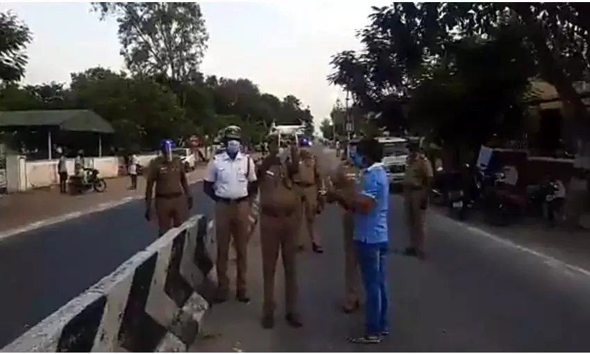 ஆளில்லாத குட்டி விமானம் மூலம் ஊரடங்கு கண்காணிப்பு ஆளில்லாத குட்டி விமானம் மூலம் ஊரடங்கு கண்காணிப்பு