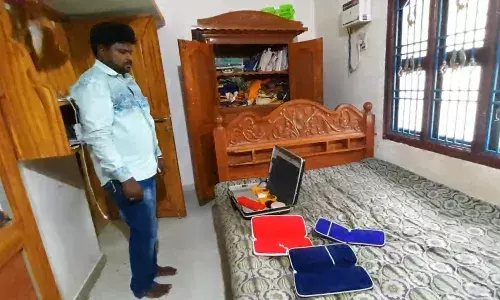 மருத்துவர் வீட்டில் கொள்ளை போலீசார் விசாரணை.