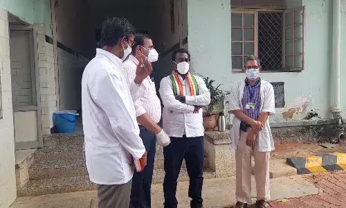 அரசு ஆயுர்வேத மருத்துவ கல்லூரி மருத்துவமனையில் குமரி எம்.பி ஆய்வு.