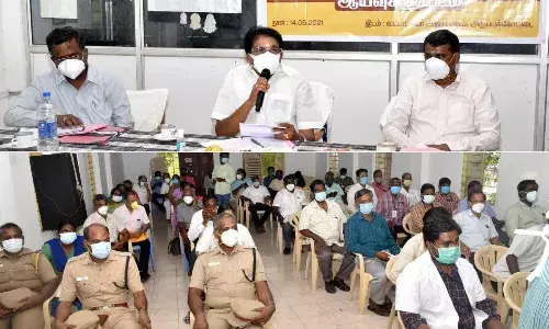 கொரோனோ பாதிக்கப்பட்ட நபர்களின் வீடுகளில் அடையாள நோட்டிஸ் - அமைச்சர்.