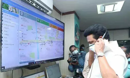 வார் ரூமிற்கு வந்த முதல்வர் - உதவி கேட்டவருக்கு மகிழ்ச்சி.