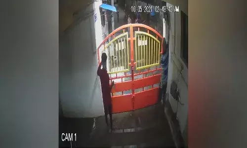 நள்ளிரவில் பெட்ரோல் திருட்டு