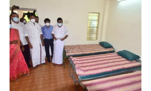 200 படுக்கையுடன் கூடிய சித்தா கொரோனா  புத்துணர்வு மையம்  அமைச்சர் திறப்பு