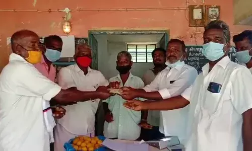 கொரோனா நிவாரணத் தொகை ஒரத்தூர் ஊராட்சியில்  வழங்கல்