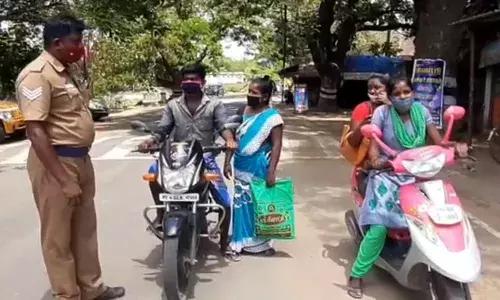 ஏங்க....இ பாஸ் இருக்கா.?  போலீசார் ஆய்வு