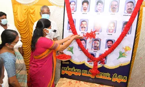 தூத்துக்குடி துப்பாக்கிச்சூடு -  நினைவு தினம் -கனிமொழி எம்.பி அஞ்சலி.