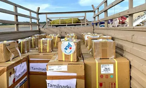 டெல்லியில் இருந்து விமானங்களில் சென்னைக்கு வந்தது மருத்துவ உபகரணங்கள்