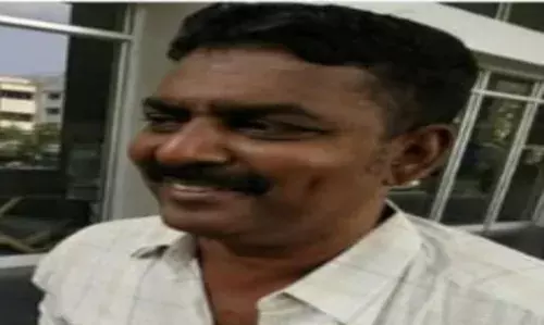 பாலியல் புகார் : கே.கே.நகர் பத்மா சேஷாத்ரி ஆசிரியர் ராஜ கோபாலன் பணியிடை நீக்கம்