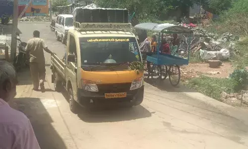 பள்ளிப்பாளையத்தில் பாதிப்பு குறைவு...  நோய்த்தடுப்பு பணியில் குறைவில்லை!