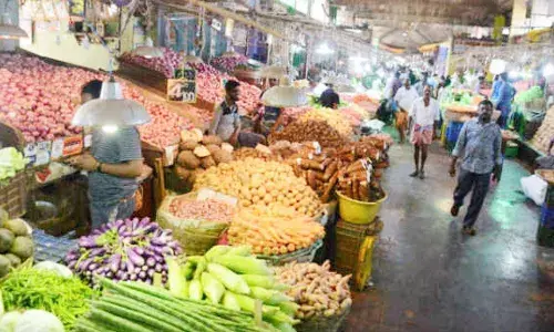 கோயம்பேடு மார்க்கெட் ஞாயிற்றுகிழமை செயல்படும்: அங்காடி நிர்வாக குழு!
