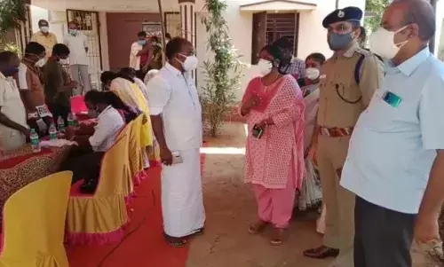 பட்டமங்கலம் ஊராட்சியில் கொரோனா தடுப்பூசி முகாம் கலெக்டர் தொடங்கிவைத்தார்