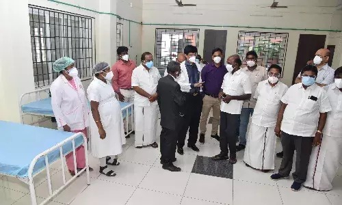 கோவையில் கொரோனா பாதிப்புகள் குறையத் துவங்கியுள்ளது - சுகாதாரத்துறை அமைச்சர் பேட்டி