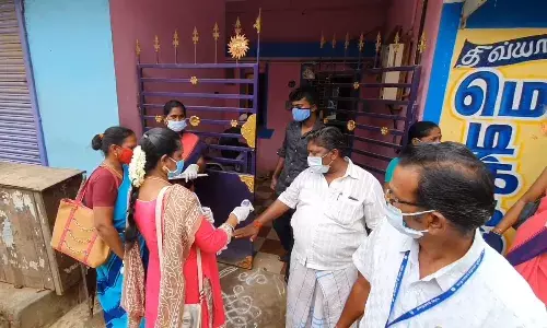 செம்பரம்பாக்கம்: காய்ச்சல் பரிசோதனை, கிருமிநாசினி தெளிப்புபணி தீவிரம்!