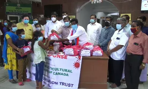 நாகையில் குழந்தைகளுக்கு சத்துணவு தொகுப்பு, கலெக்டர் பிரவீன் நாயர் வழங்கல்