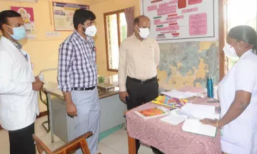 கடலூரில் ஆரம்ப சுகாதார நிலையத்தில்  மாவட்ட ஆட்சியர் ஆய்வு.
