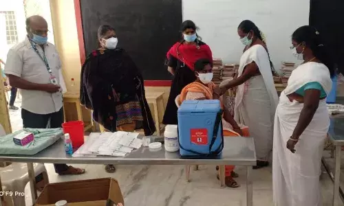 காஞ்சிபுரம்: தடுப்பூசி முகாமை வருவாய் கோட்டாட்சியர் ராஜலட்சுமி ஆய்வு!