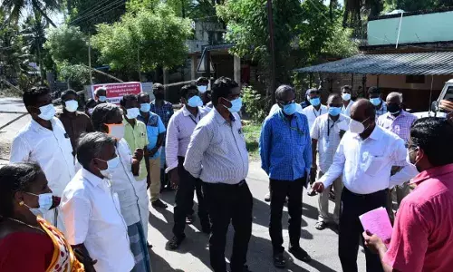 திருச்சியில் தடைசெய்யப்பட்ட பகுதிகளில் கலெக்டர் ஆய்வு