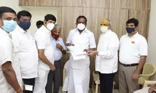 ஈரோடு- கொரோனா மருத்துவமனை கட்ட ரூ.1 கோடி நிதி வழங்கல்