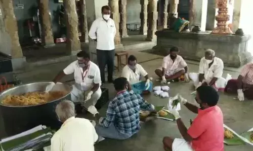 எடப்பாடி, சங்ககிரி கொரோனா நோயாளிகளுக்கு நஞ்சுண்டேஸ்வரர் கோவிலில் இருந்து அன்னதானம்!