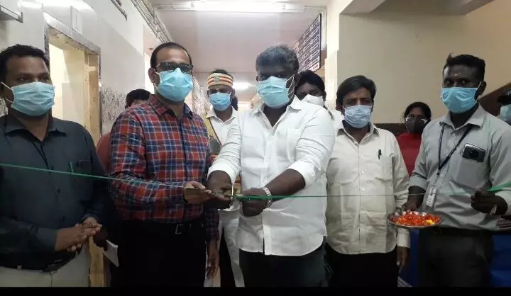 தென்காசி அரசு தலைமை மருத்துவமனையில் கொரனோ நோய் தொற்றில் இருந்து மீண்டவர்களுக்கான உதவி மையம் தென்காசி அரசு தலைமை மருத்துவமனையில் கொரனோ நோய் தொற்றில் இருந்து மீண்டவர்களுக்கான உதவி மையம்