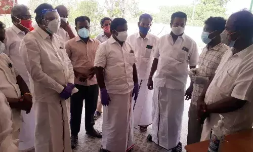 கந்தர்வக்கோட்டை அருகே அரசு ஆரம்ப சுகாதார நிலையத்தில்   எம்எல்ஏ சின்னதுரை ஆய்வு