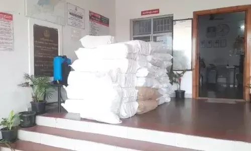 செங்கல்பட்டு: கடத்திவரப்பட்ட 750 கிலோ குட்கா-100 மதுபாட்டில் பறிமுதல்!