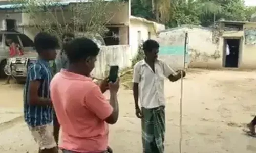 திருவள்ளூர் கோடுவல்லி: வீட்டுக்குள் புகுந்த 4 அடி பாம்பு பிடிபட்டது!