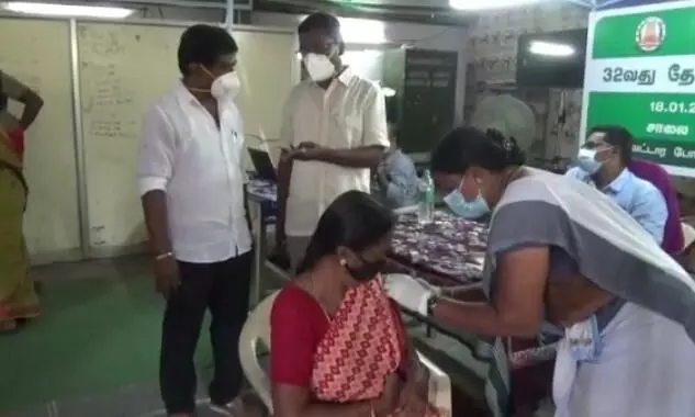 மதுரை போக்குவரத்து துறை சார்பாக தடுப்பூசி முகாம் மதுரை போக்குவரத்து துறை சார்பாக தடுப்பூசி முகாம்