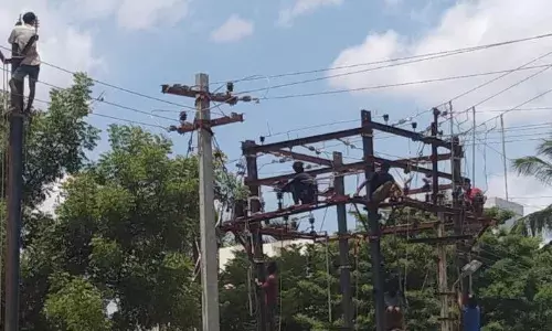 கரூர் அரசு மருத்துவமனைக்கு 24 மணி நேரம் தடையில்லா  மின்சாரம்