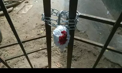 வைத்தீஸ்வரன்கோவில் மீன் விற்பனை அங்காடிக்கு சீல் வைப்பு