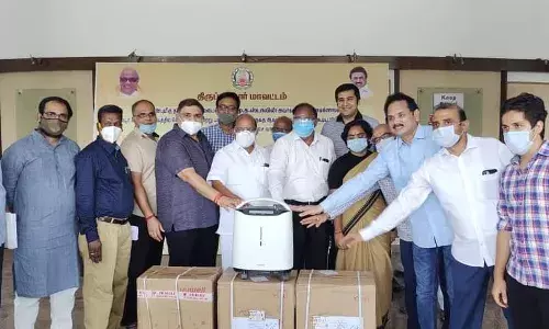 அரசு மருத்துவமனைக்கு ஆக்சிஜன் செறிவூட்டும் கருவி: ஆம்பூர் ஜெயின் சங்கம் வழங்கியது