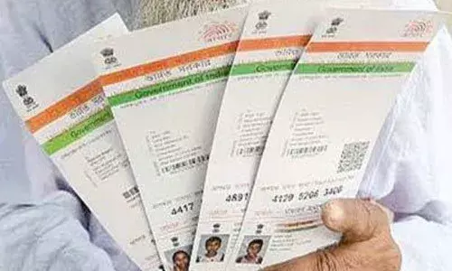 இ-சேவை, ஆதார் மையங்கள் மாவட்டஆட்சியர் அனுமதியுடன் இயங்கலாம்