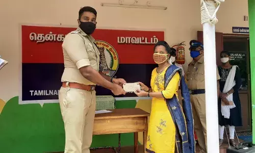 காவல்துறையினரின் குழந்தைகளுக்கு கல்வி உதவித்தொகை. எஸ்பி வழங்கினார்